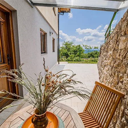 Eco Tourist Farm Kostanje Appartamento *